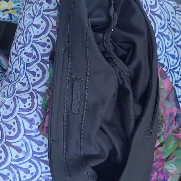 Lululemon  speed  up  shorts  vivid  floral  tone multi - Picture 13 of 16